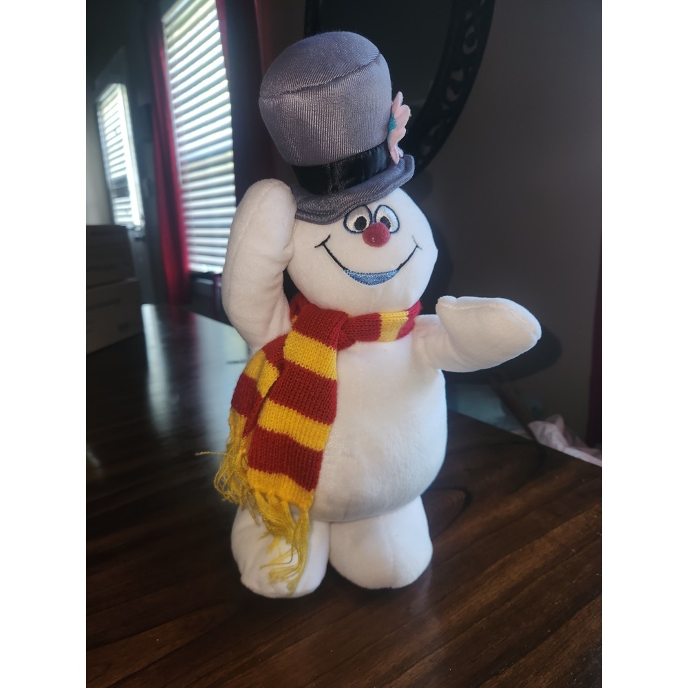 Hallmark Dancing Frosty the Snowman Animated Plush Sings Spins Christmas 2010